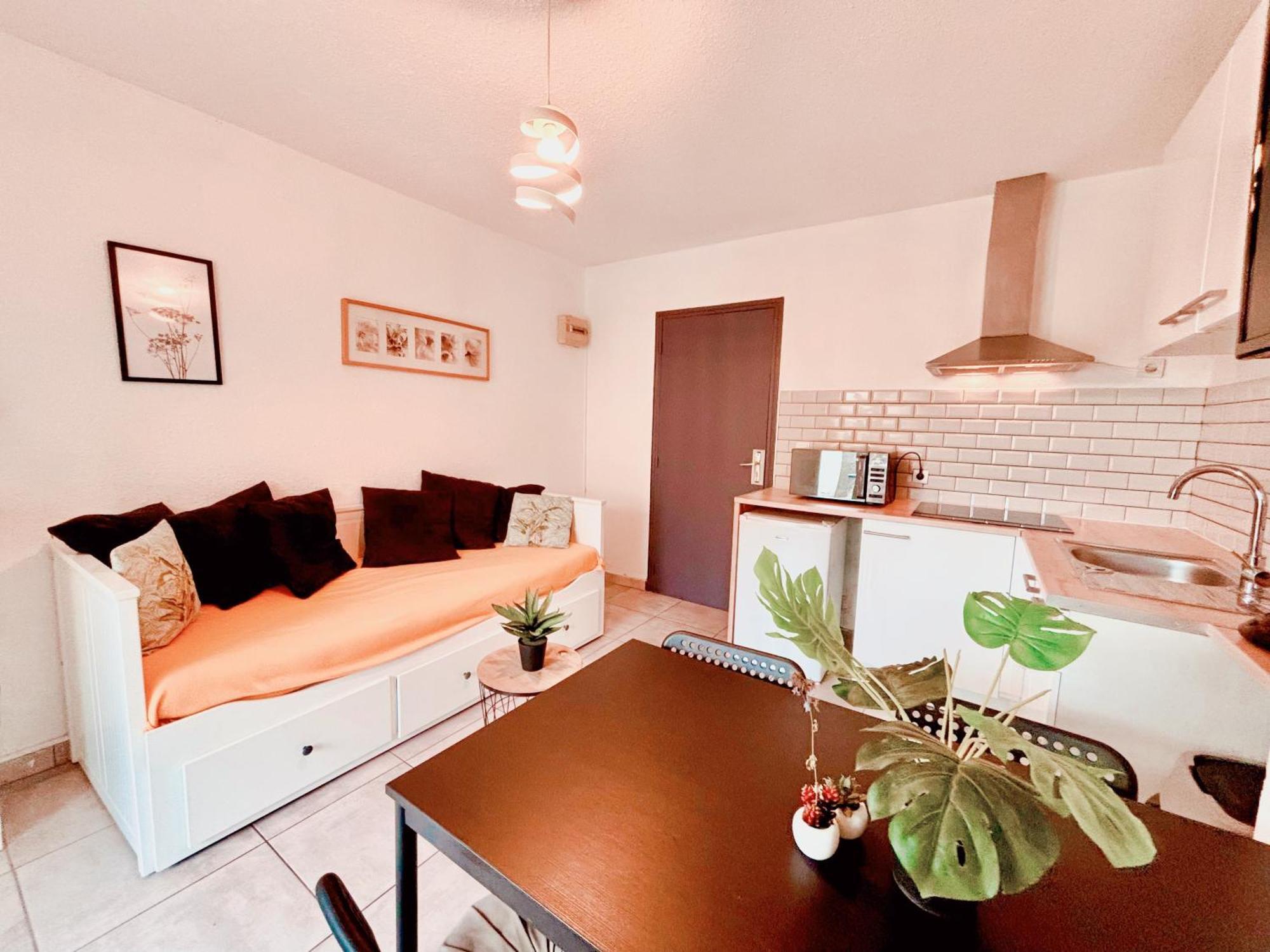 Appartement Calme Avec Jardin Privatif - 3 - Canet-en-Roussillon Exterior photo