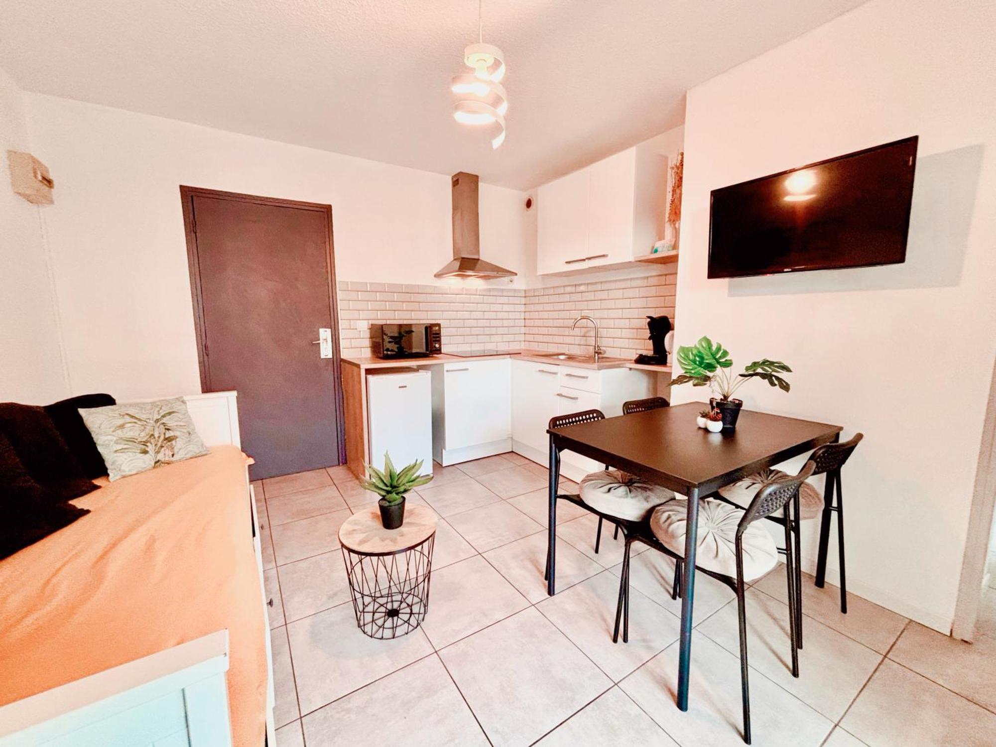 Appartement Calme Avec Jardin Privatif - 3 - Canet-en-Roussillon Exterior photo